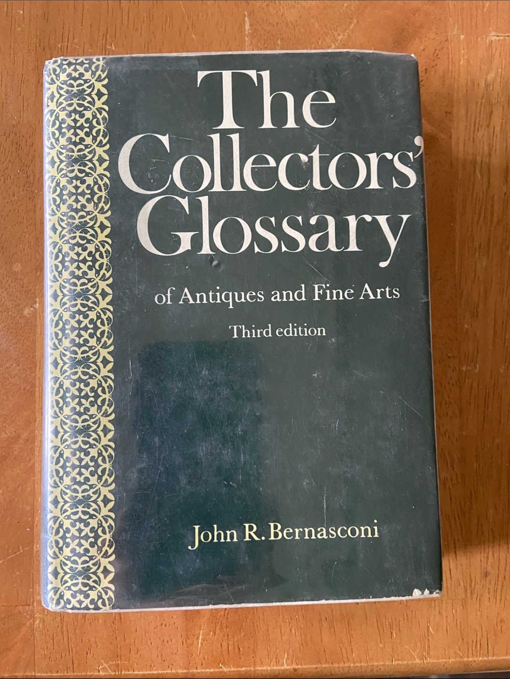 Vintage 70s 1970s Antique & Art Collectors’ Glossary of Antiques and Fine Arts